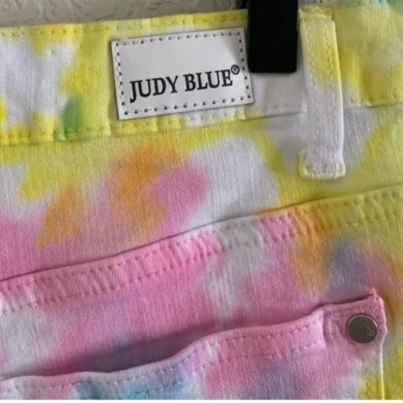 Judy Blue Swirl Tie Dye Shorts Size Large - Picture 6 of 7